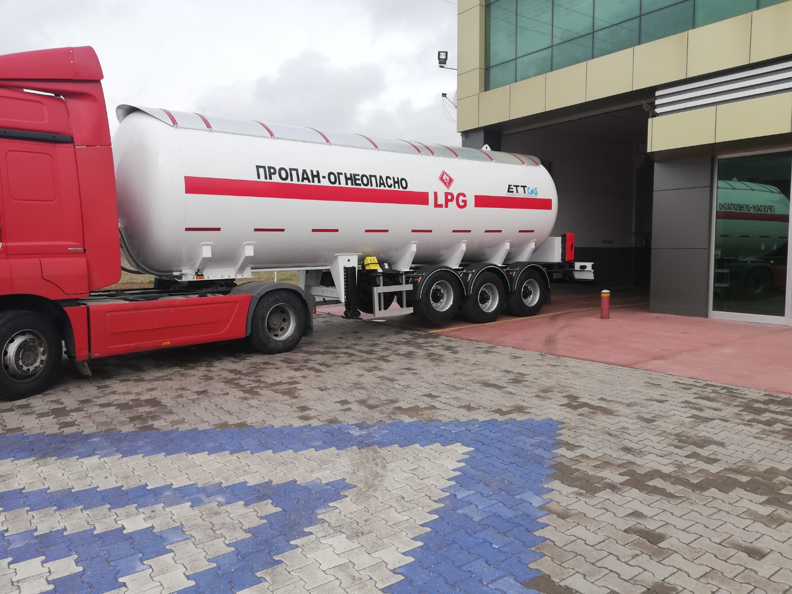 16.04.2019 Another 40 m3 Lpg Trailer delivery to Kazakhistan