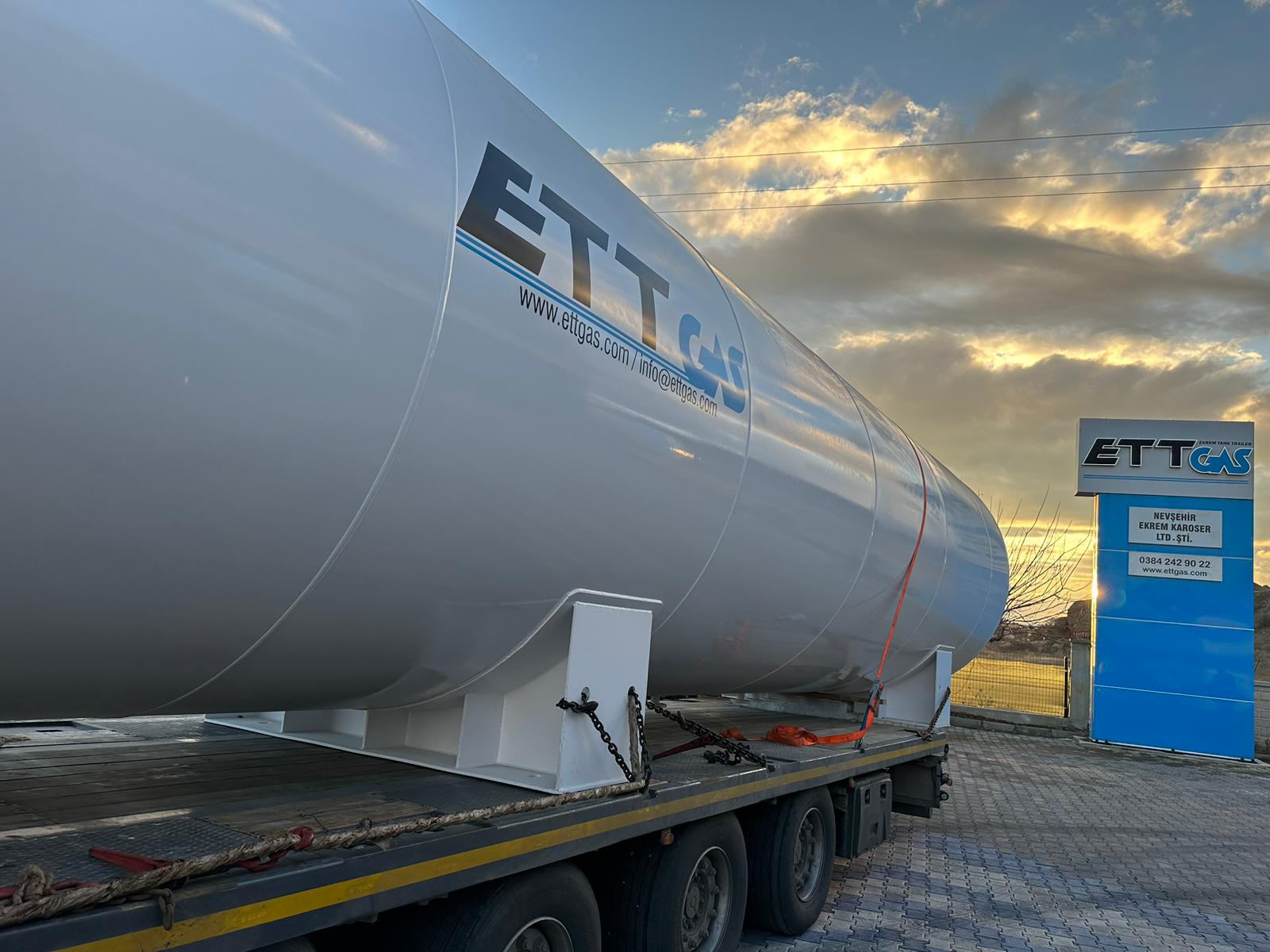 We delivered 100 m3 LPG storage tank with CE marked to European Country