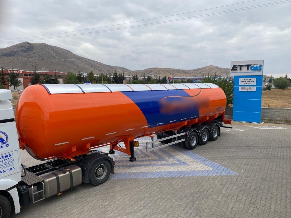 Turuncu ve Mavi Renkli LPG Treyler Gönderdik #lpg #treyler #semitreyler #ettgas #lpgtreyler